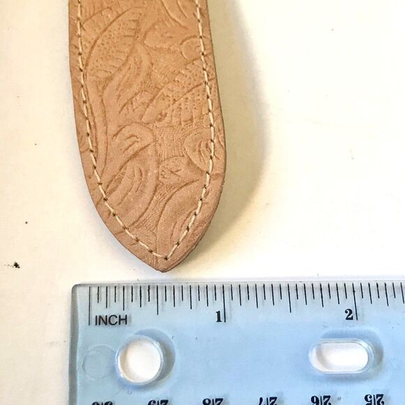 Vtg Omega Tooled Flower Country Western Womens Belt Beige Faux Leather Size S - Picture 12 of 12